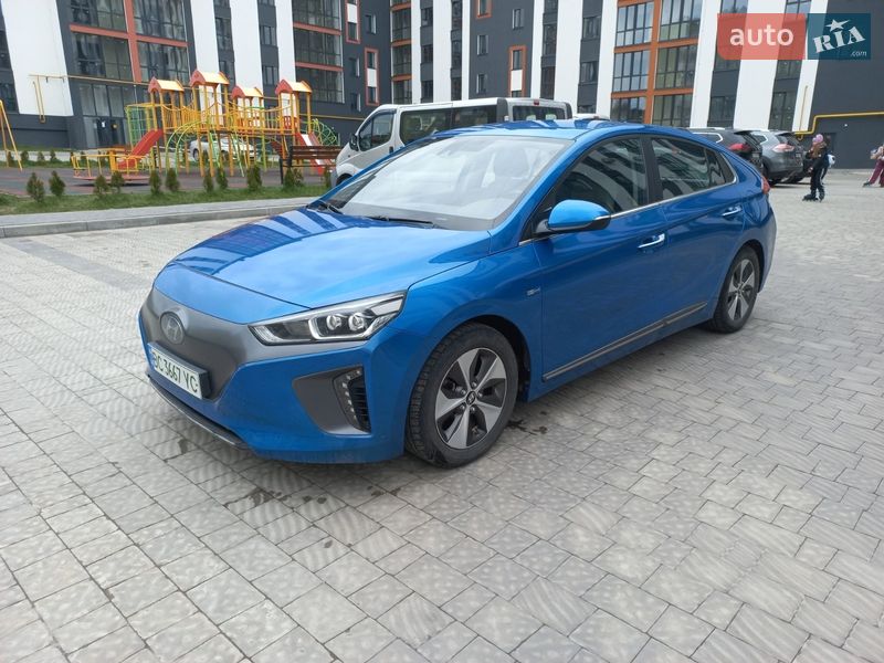 Хэтчбек Hyundai Ioniq 2017 в Шептицькому