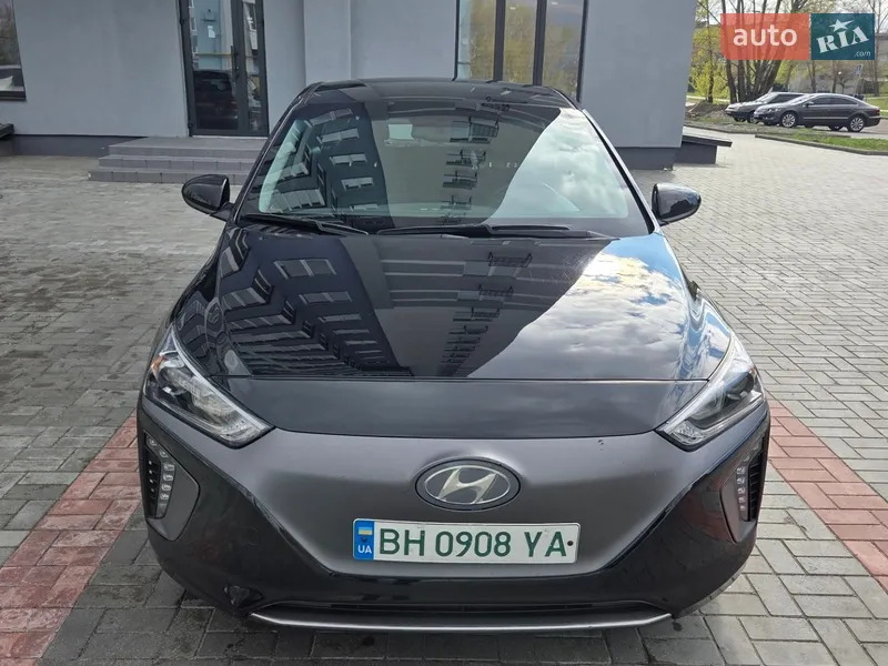 Hyundai Ioniq