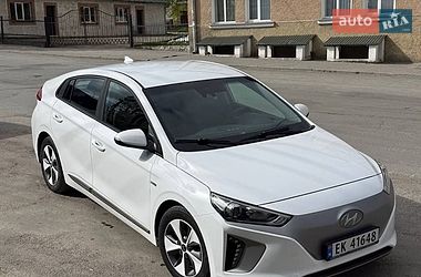 Хэтчбек Hyundai Ioniq 2017 в Тернополе