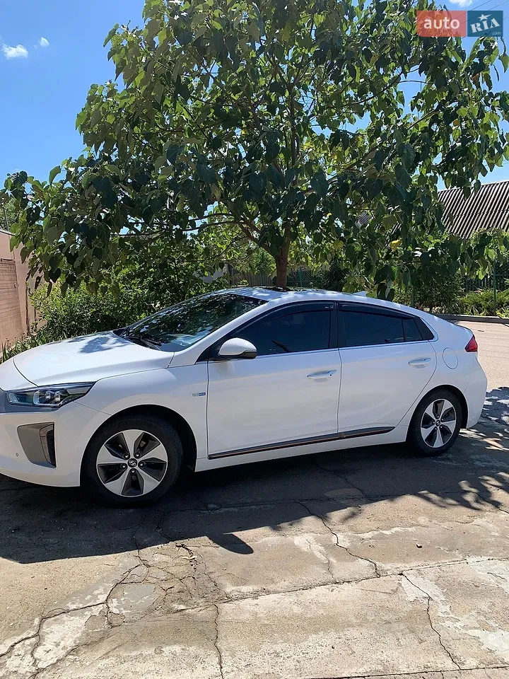 2017 Hyundai IONIQ - мініатюра 17