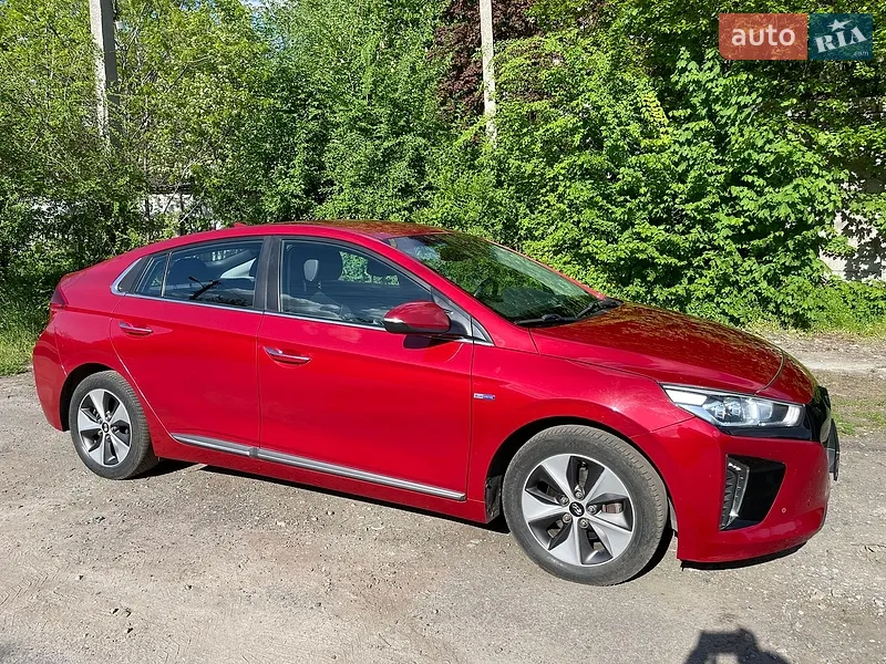 Hyundai Ioniq 2018 VIN KMHC05LH2JU028965 фото оголошення 31 з 68