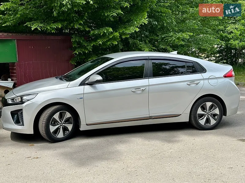 Hyundai Ioniq