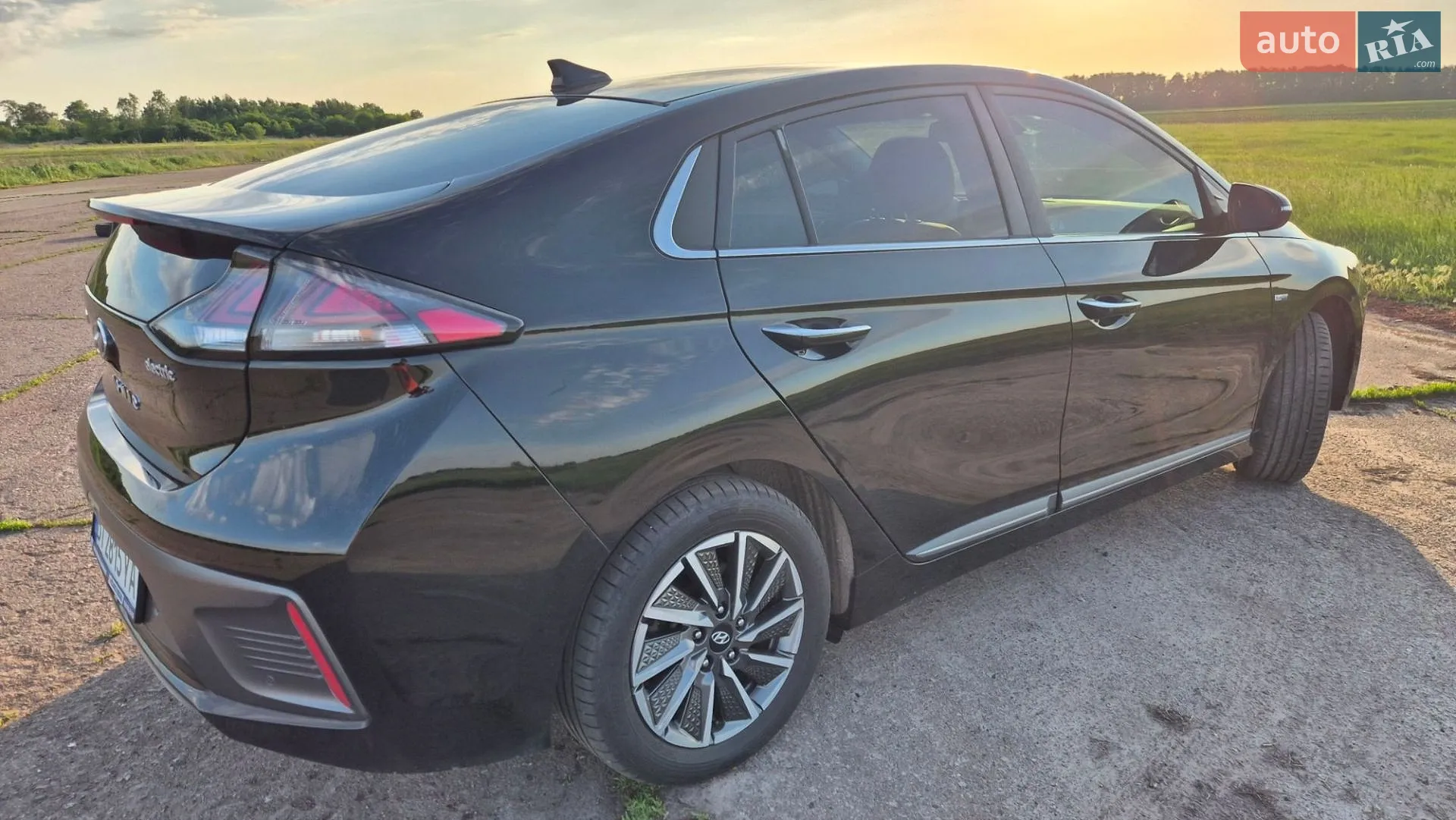 2019 Hyundai IONIQ - мініатюра 19