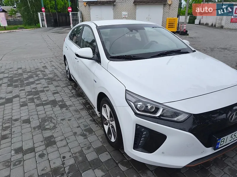 Hyundai Ioniq 2018 VIN KMHC851HFKU044664 фото оголошення 4 з 36