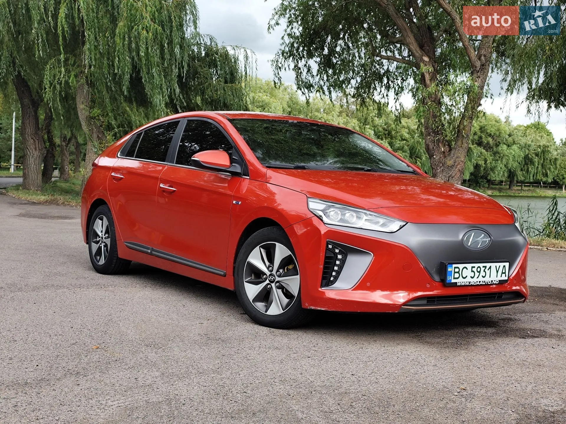2017 Hyundai IONIQ - мініатюра 12