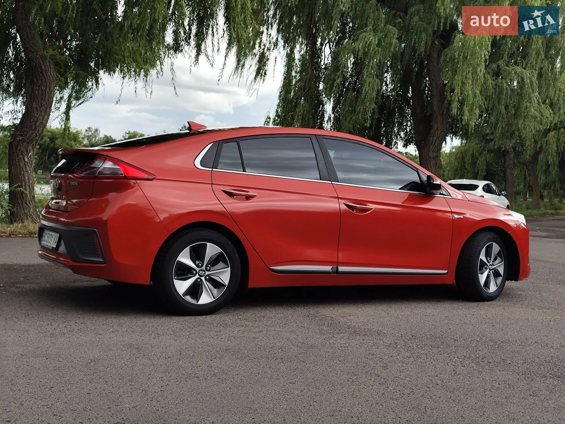 2017 Hyundai IONIQ - мініатюра 18
