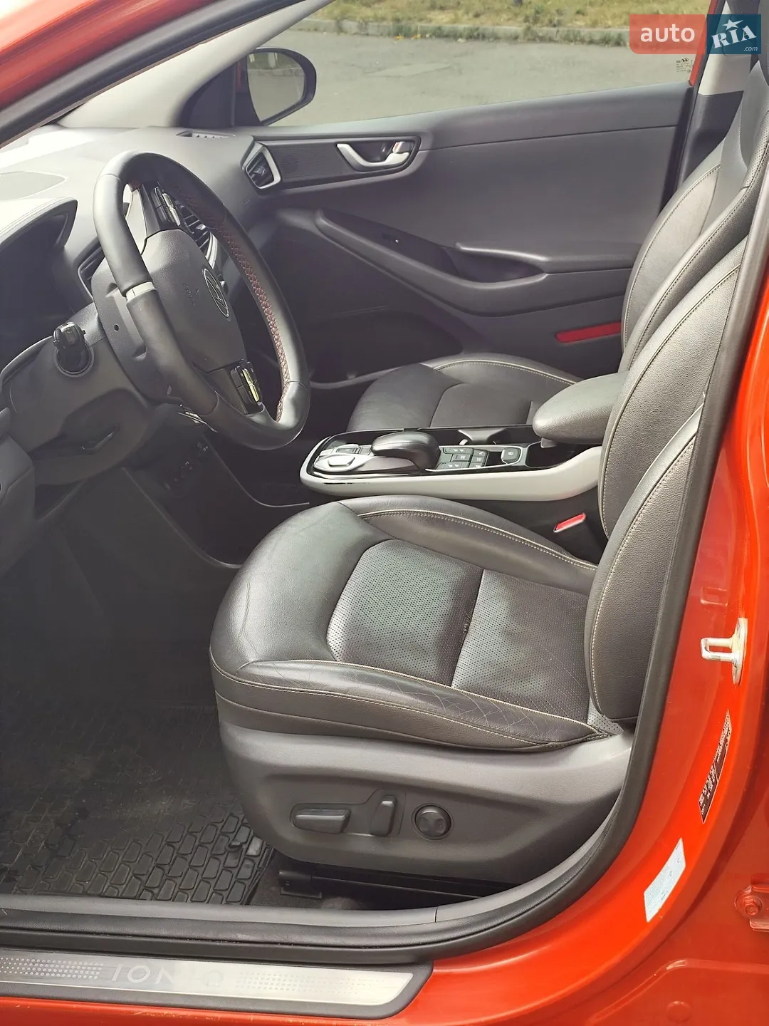 2017 Hyundai IONIQ - мініатюра 28
