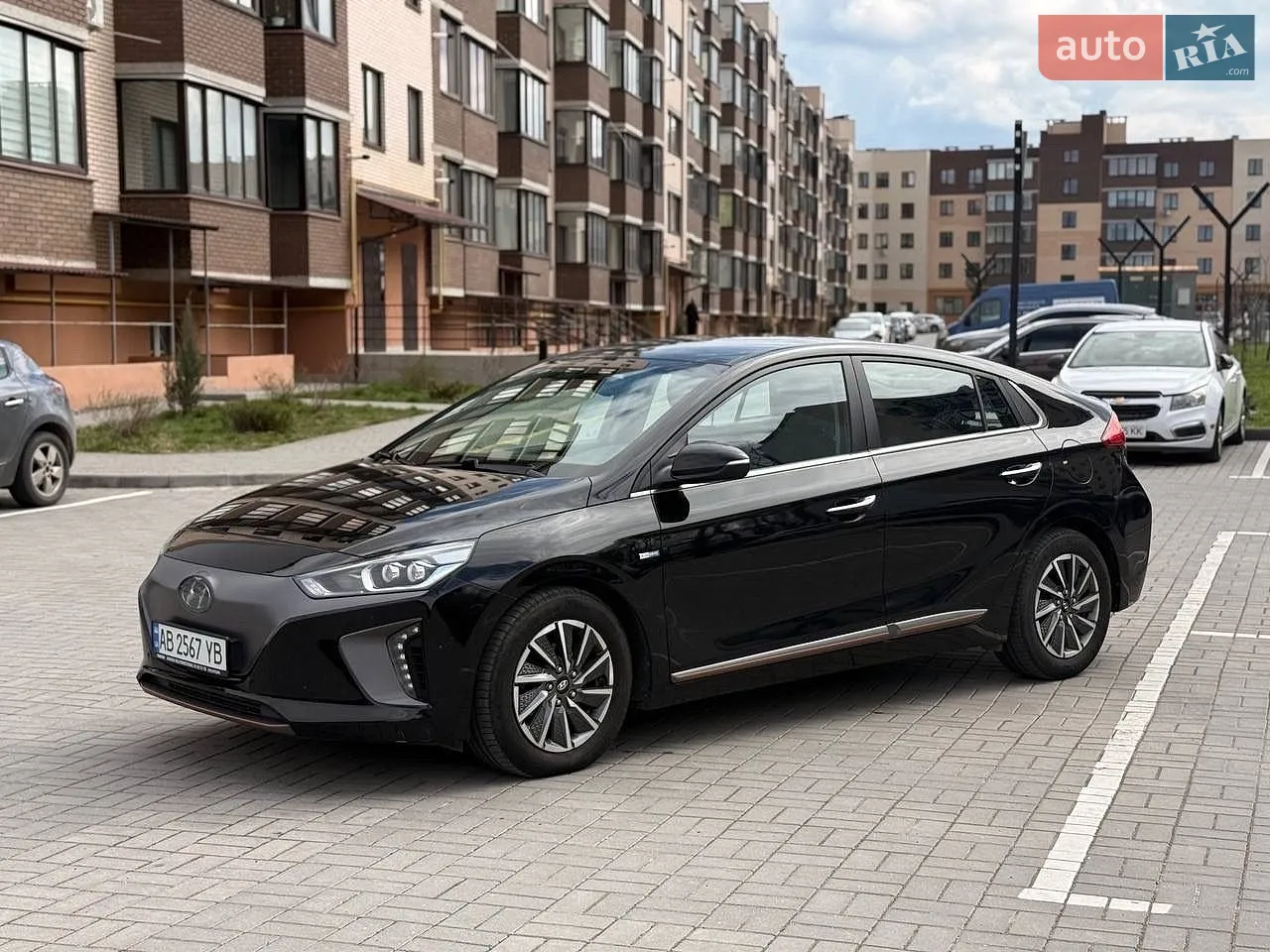 2014 Mitsubishi Outlander - мініатюра 12