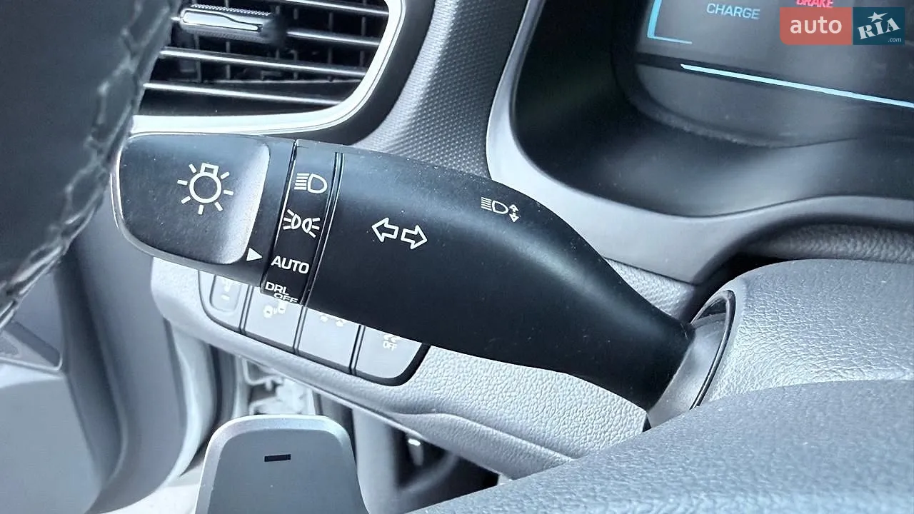 2017 Hyundai IONIQ - мініатюра 31