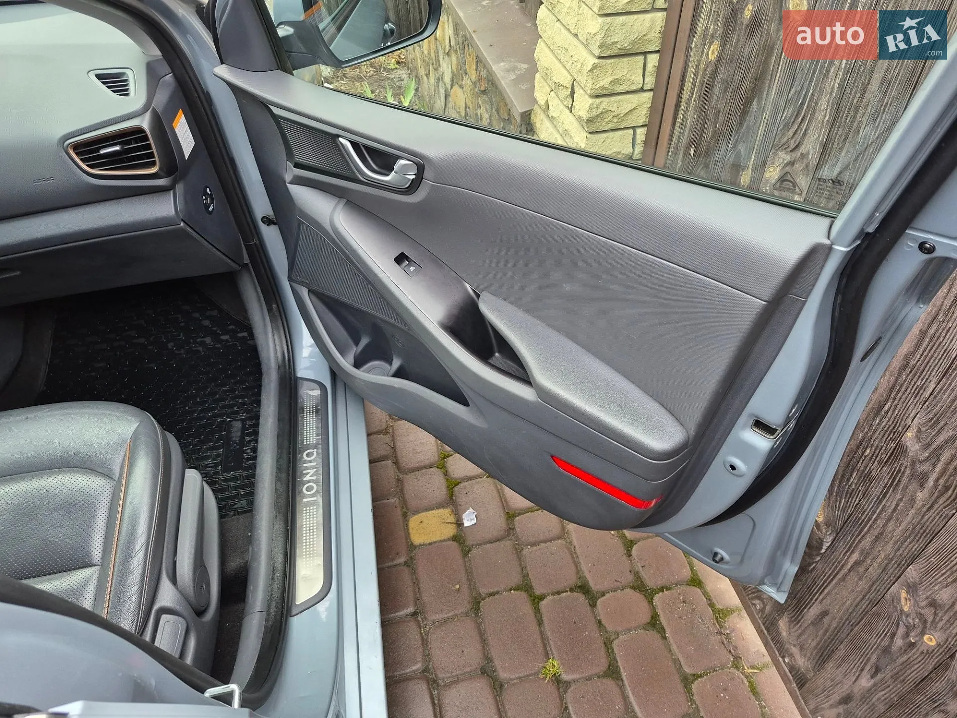 2017 Hyundai IONIQ - мініатюра 24