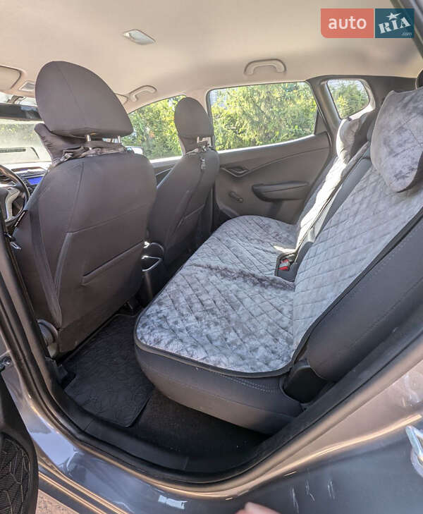 Хетчбек Hyundai ix20 2015 в Києві