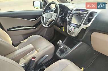 Хетчбек Hyundai ix20 2012 в 