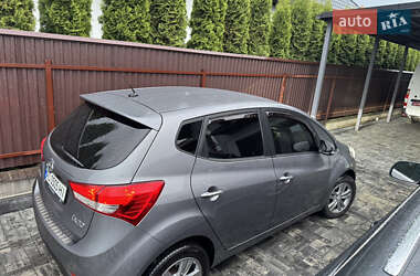 Хэтчбек Hyundai ix20 2013 в 