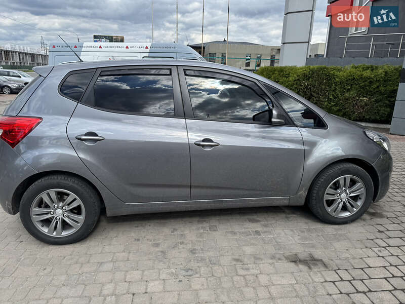 Хетчбек Hyundai ix20 2013 в Луцьку фото 26 Хетчбек Hyundai ix20 2013 в Луцьку