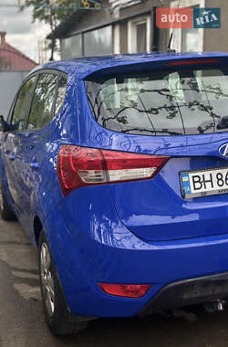 Хэтчбек Hyundai ix20 2013 в 