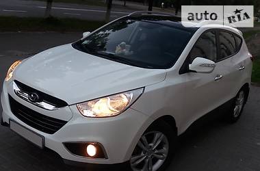 Позашляховик / Кросовер Hyundai ix35 2011 в Києві