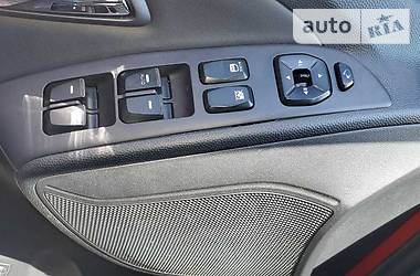Позашляховик / Кросовер Hyundai ix35 2011 в 