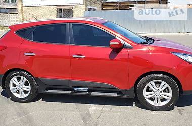 Позашляховик / Кросовер Hyundai ix35 2011 в 