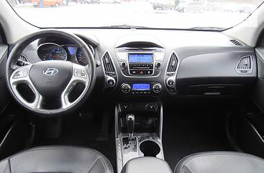 Позашляховик / Кросовер Hyundai ix35 2011 в 