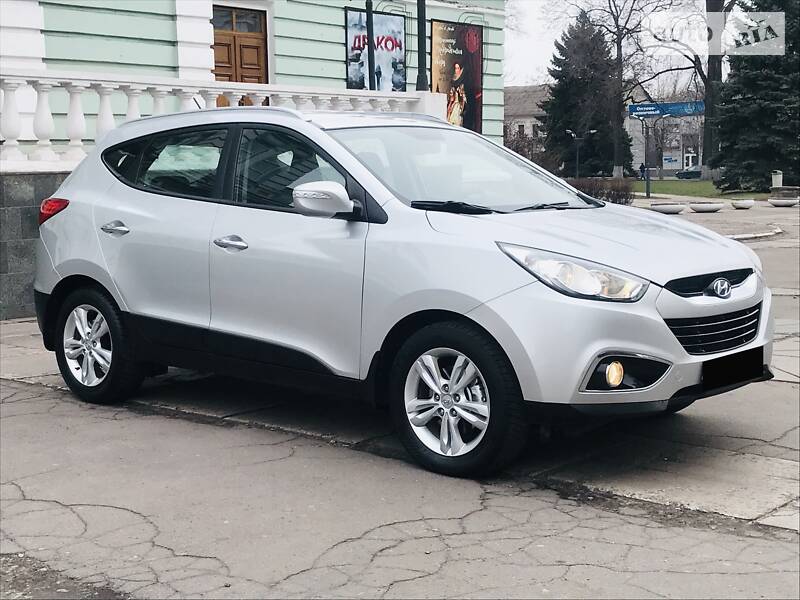 Внедорожник / Кроссовер Hyundai ix35 2012 в Каменском