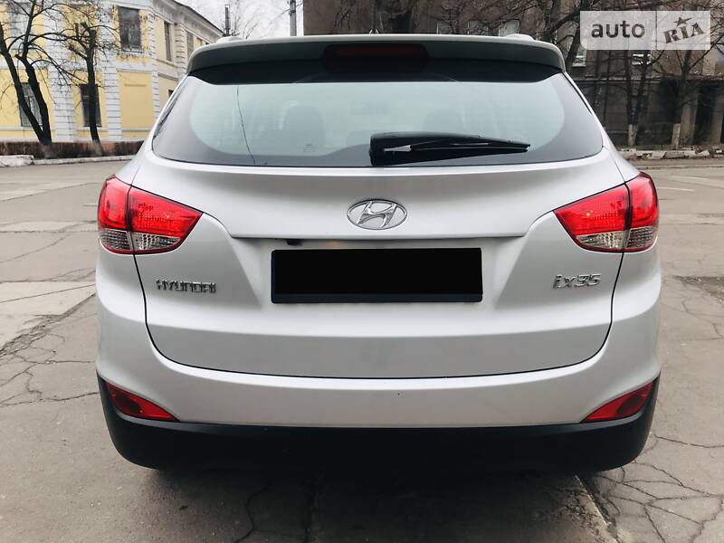 Внедорожник / Кроссовер Hyundai ix35 2012 в Каменском