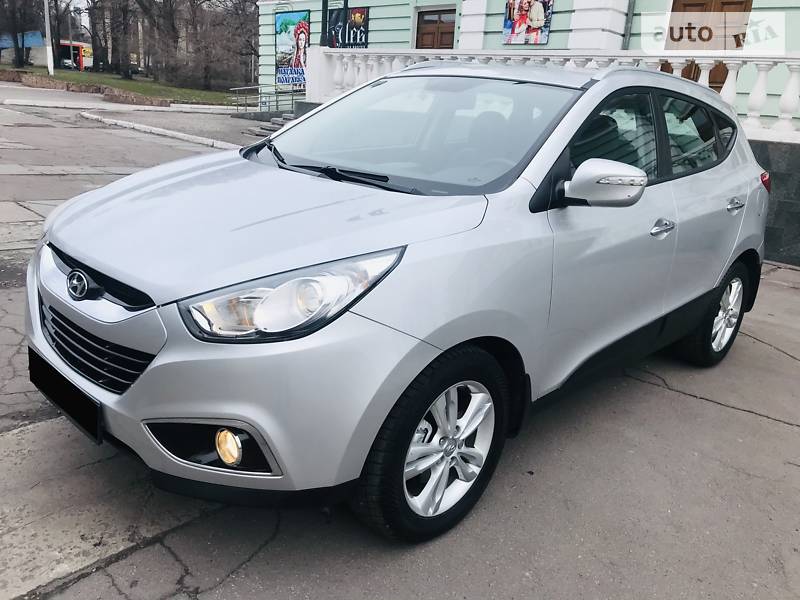Внедорожник / Кроссовер Hyundai ix35 2012 в Каменском