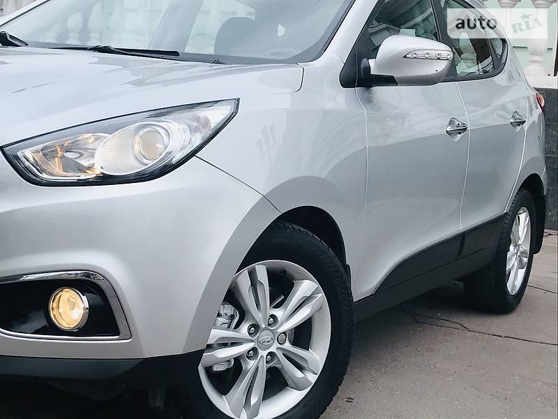 Внедорожник / Кроссовер Hyundai ix35 2012 в Каменском