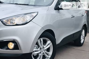 Позашляховик / Кросовер Hyundai ix35 2012 в 