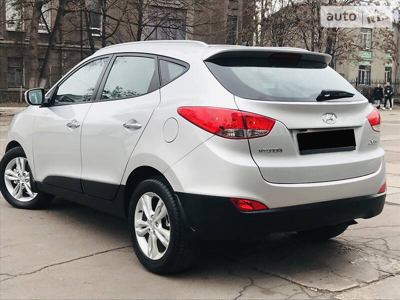 Внедорожник / Кроссовер Hyundai ix35 2012 в Каменском