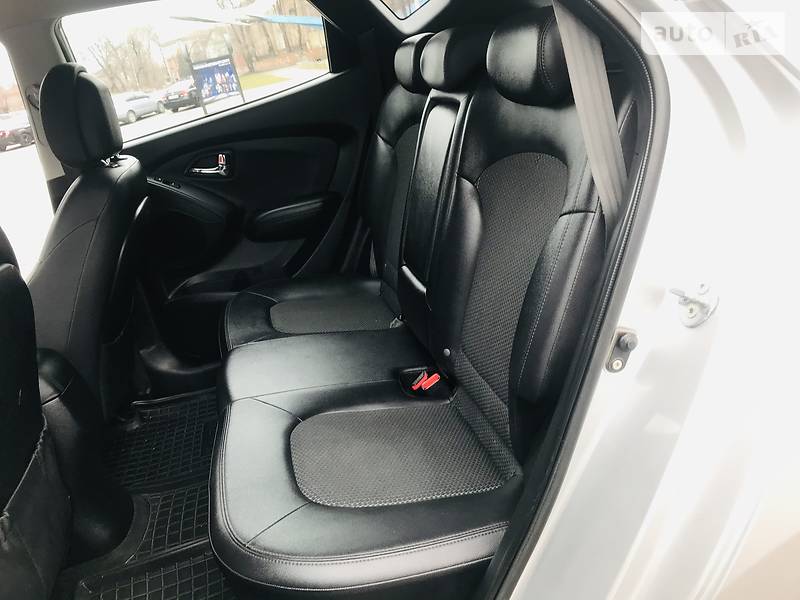 Внедорожник / Кроссовер Hyundai ix35 2012 в Каменском