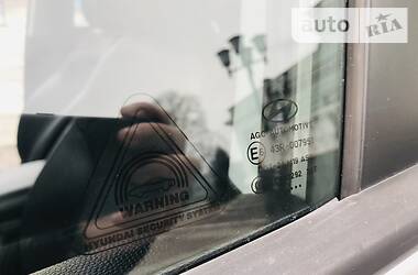Позашляховик / Кросовер Hyundai ix35 2012 в 