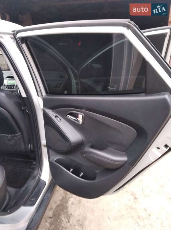 Внедорожник / Кроссовер Hyundai ix35 2011 в Кривом Озере