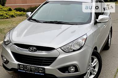 Позашляховик / Кросовер Hyundai ix35 2012 в 
