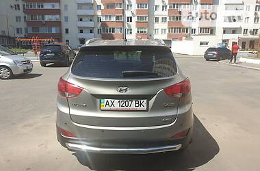 Позашляховик / Кросовер Hyundai ix35 2010 в Харкові