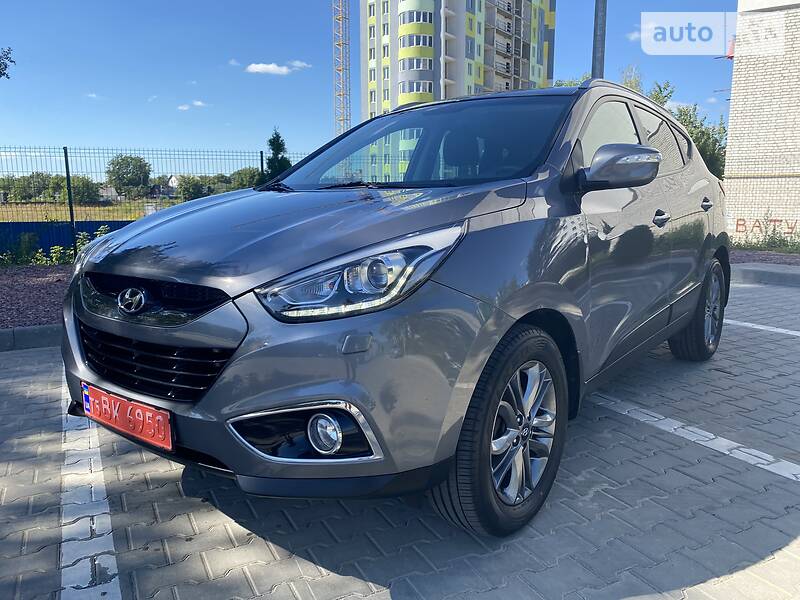 Позашляховик / Кросовер Hyundai ix35 2013 в 