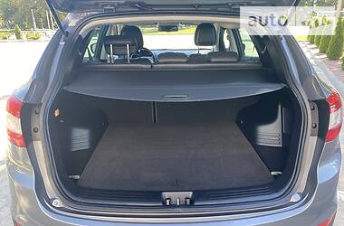 Позашляховик / Кросовер Hyundai ix35 2013 в 