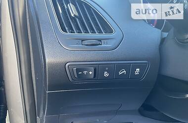 Позашляховик / Кросовер Hyundai ix35 2013 в 