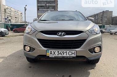 Внедорожник / Кроссовер Hyundai ix35 2010 в Харькове