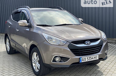 Внедорожник / Кроссовер Hyundai ix35 2011 в Харькове