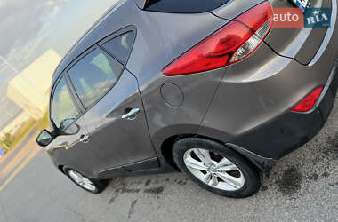 Внедорожник / Кроссовер Hyundai ix35 2011 в Ужгороде