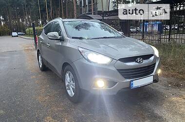 Внедорожник / Кроссовер Hyundai ix35 2010 в Прилуках