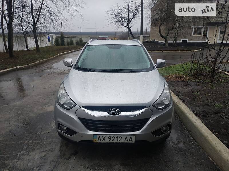 Внедорожник / Кроссовер Hyundai ix35 2010 в Первомайске