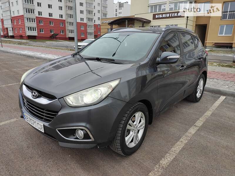 Внедорожник / Кроссовер Hyundai ix35 2010 в Виннице