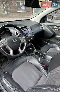 Внедорожник / Кроссовер Hyundai ix35 2010 в Днепре