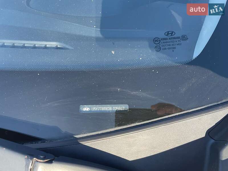 Позашляховик / Кросовер Hyundai ix35 2010 в Полтаві