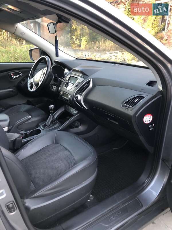 Позашляховик / Кросовер Hyundai ix35 2011 в Коломиї