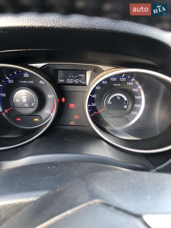 Позашляховик / Кросовер Hyundai ix35 2011 в Коломиї