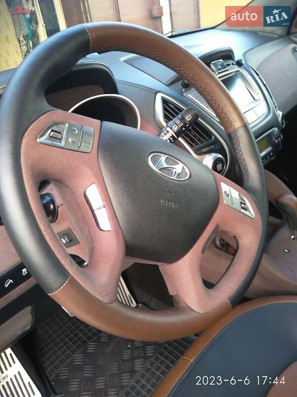 Внедорожник / Кроссовер Hyundai ix35 2011 в Борисполе