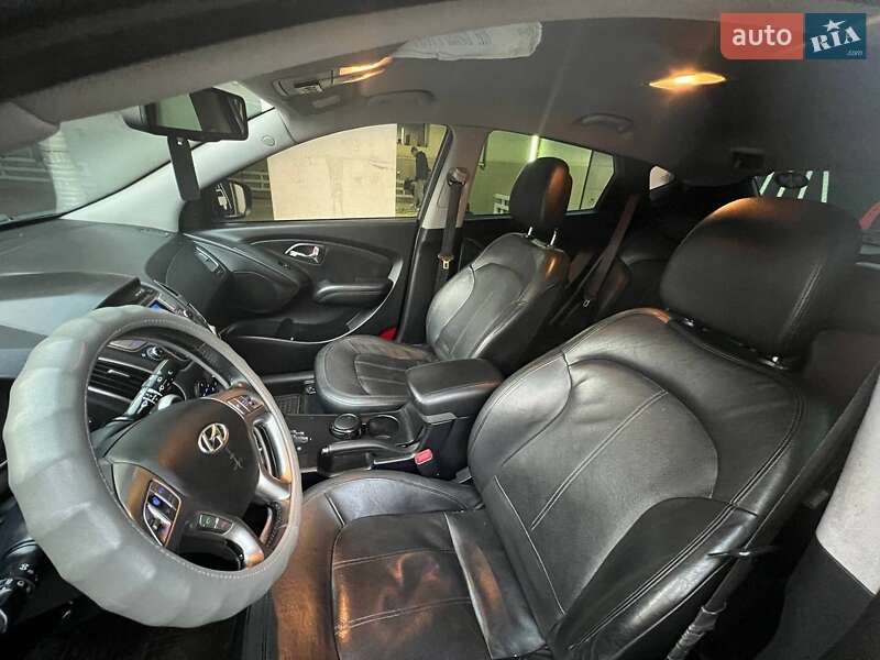 Позашляховик / Кросовер Hyundai ix35 2011 в Одесі