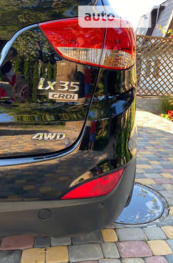 Внедорожник / Кроссовер Hyundai ix35 2011 в 